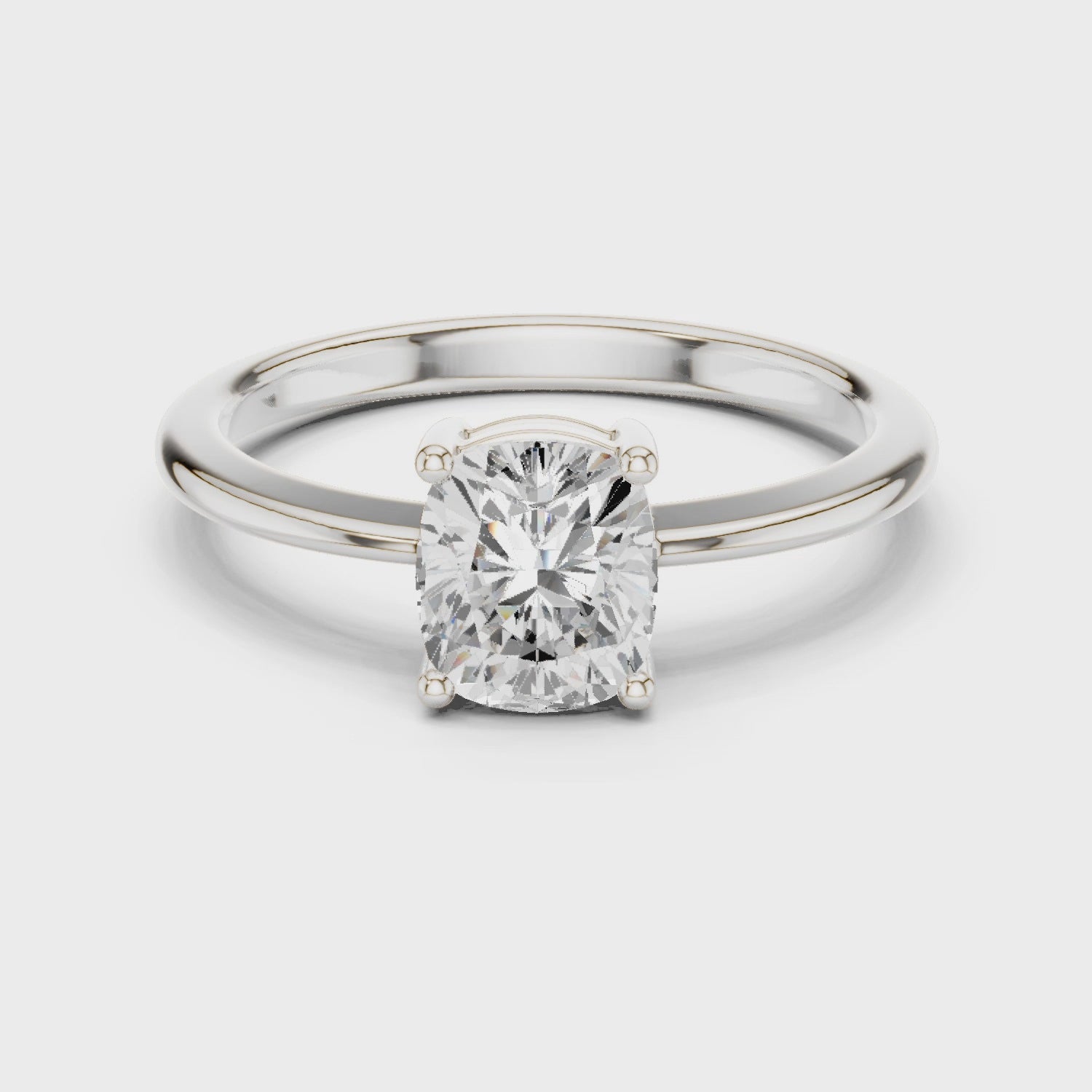 1 Carat Elegant Oval Cut Moissanite Ring
